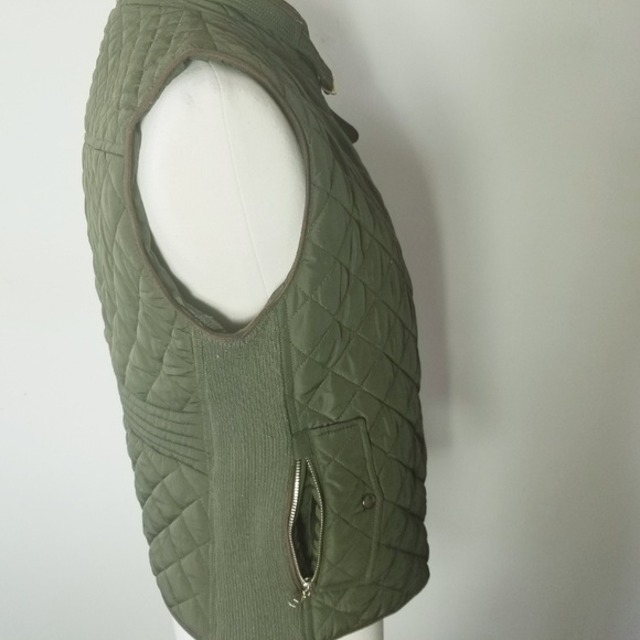 3/$30. Shine Star Vest - Picture 4 of 7